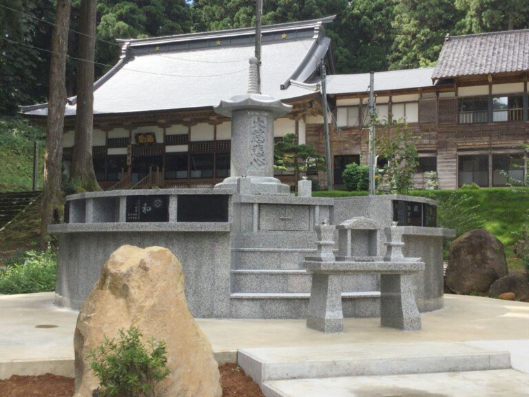 花栄寺観音廟の外観